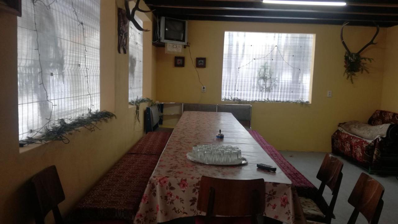 Casa Ionescu Hotel Sadova  Buitenkant foto